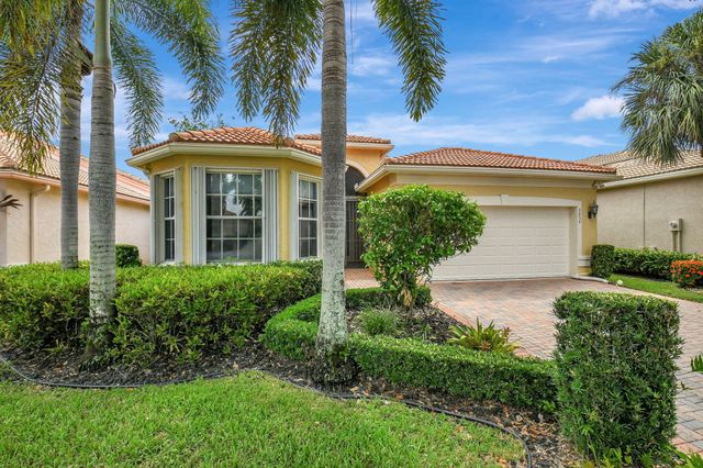 $589,000 | 9854 Casa Mar Drive