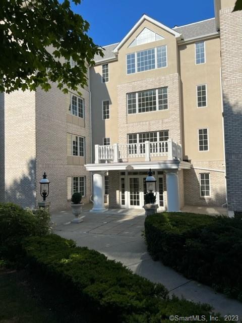 Entrance to Greenwich Gate Complex