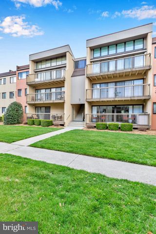 $319,000 | 13907 Sand Dune Road, Unit 7B | Ocean City