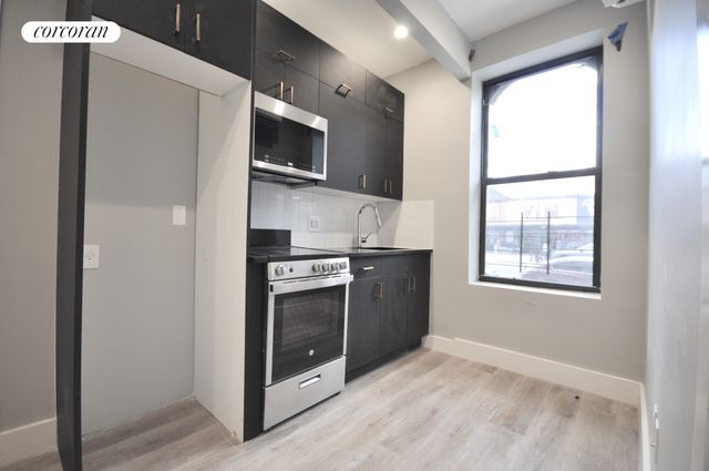 $2,850 | 1365 St Johns Place, Unit 1F | Crown Heights