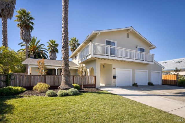 $949,500 | 5707 Davis Circle | Rohnert Park