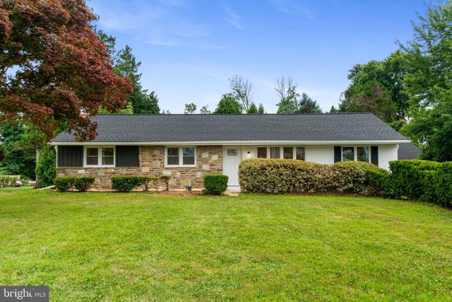 $575,000 | 72 Manor Drive | Richboro