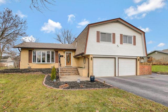 $427,900 | 6312 Honey Lane | Tinley Park