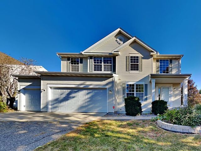 $3,185 | 2720 Autumn Woods Drive | Chaska