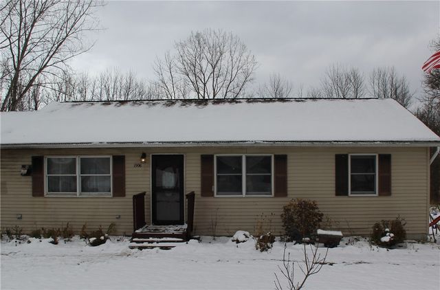 $171,999 | 1906 Clyde-Marengo Road | Galen