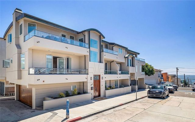 $17,000 | 304 11th Street | Manhattan Beach Sand