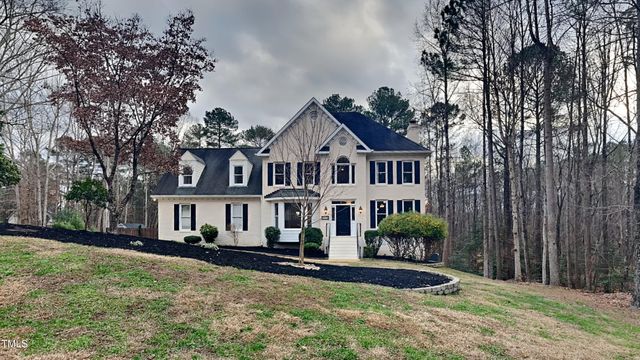 $789,900 | 2416 Laurelford Lane | Waterfall Plantation