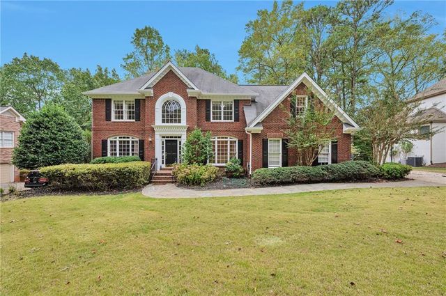 $879,000 | 220 Fox Hunter Drive | Johns Creek