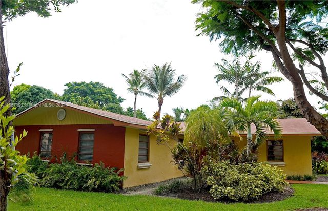 $4,200 | 3780 Percival Avenue, Unit 3780 | Southwest Coconut Grove