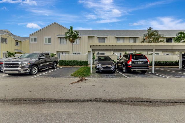 $375,000 | 6214 Riverwalk Lane, Unit 6 | Jupiter