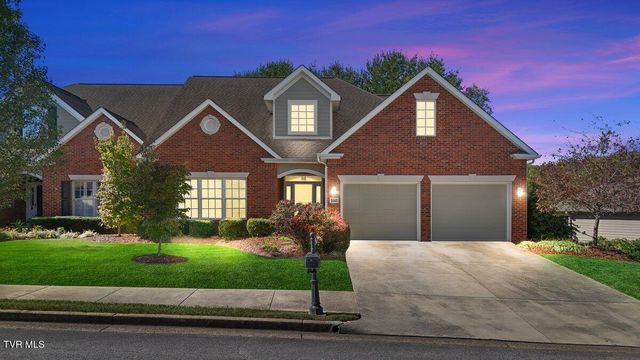 $589,900 | 1043 Hunters Lake Drive | Johnson City