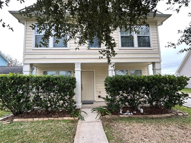 $289,900 | 233 Silver Mist Circle | Bay Colony