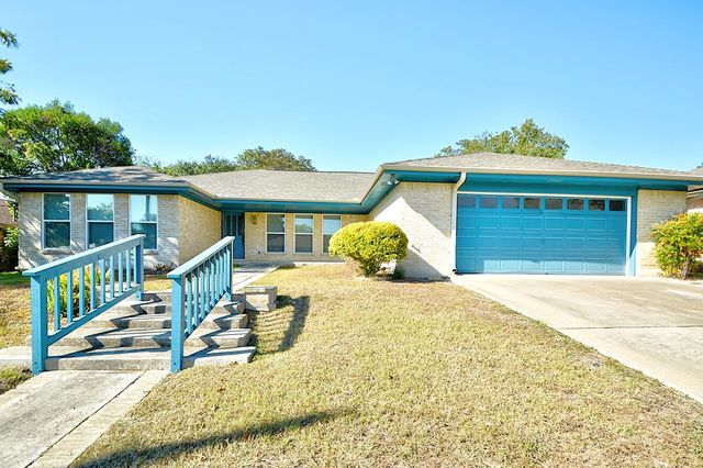 $2,300 | 202 Erin Drive | Kerrville