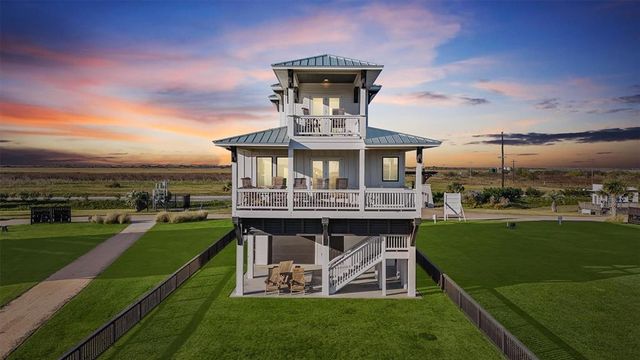 $1,249,000 | 402 Seagrass | Bolivar Peninsula