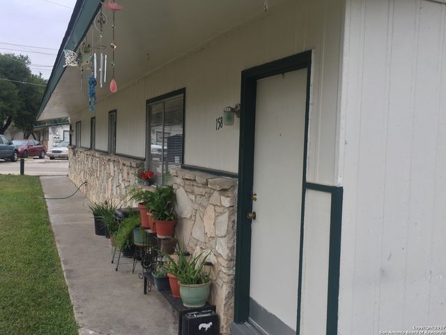 $1,025 | 144 West Villaret Boulevard, Unit 116 | San Antonio