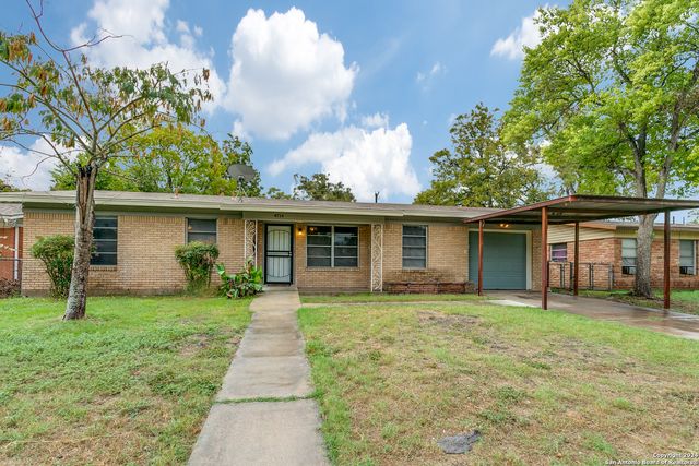 $200,000 | 4714 Stoneleigh Drive | Stoneleigh-Dellcrest