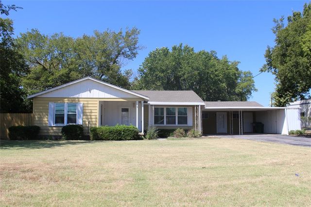 $1,950 | 409 West Main Street | Azle