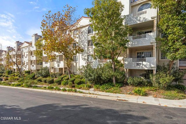 $510,000 | 2623 Antonio Drive, Unit 206 | Camarillo Heights