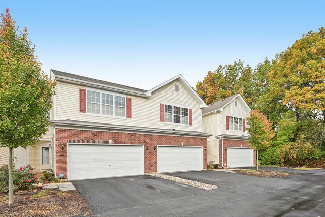 $325,000 | 1914 West Cobblestone Road | The Pointe at Fieldstone