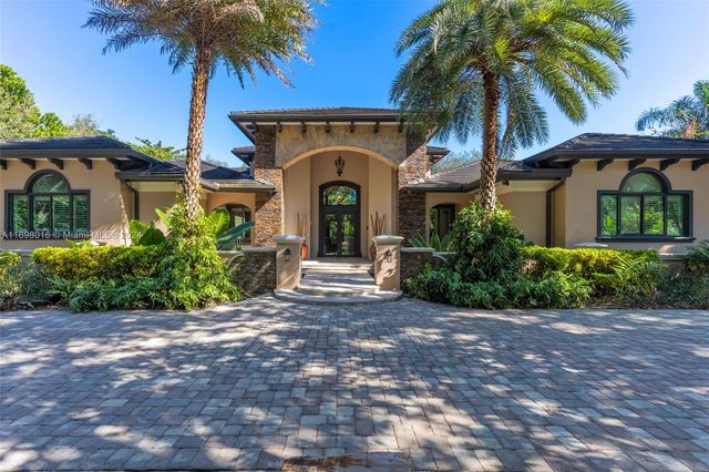 $3,500,000 | 9425 Southwest 94th Court | Kendall