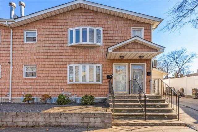 $869,999 | 135-07 223rd Street | Laurelton