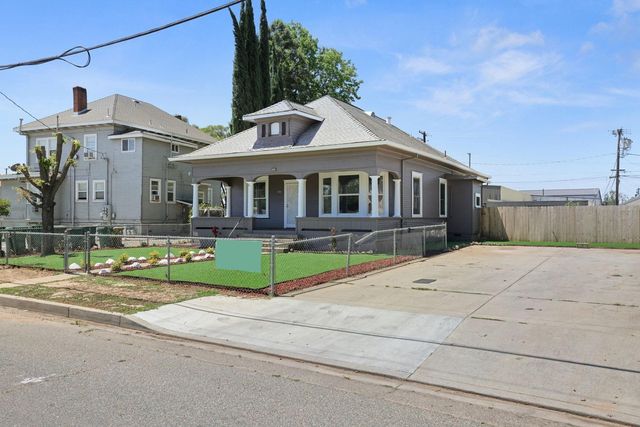 $2,700 | 309 North Stockton Street | Downtown Lodi