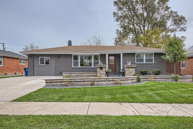 $229,000 | 1225 Barbara Lane | Chicago Heights