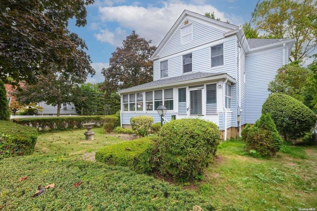 $1,128,000 | 78 Clapham Avenue | Manhasset