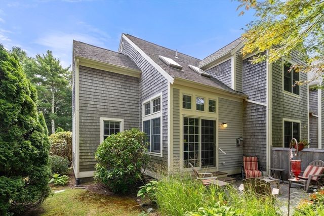 $650,000 | 75 Blue Spruce Way, Unit 58 | Mashpee