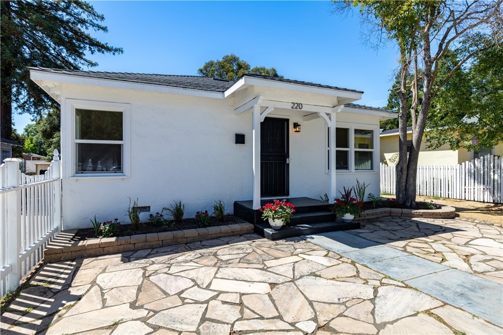 a view of a entryway front of house