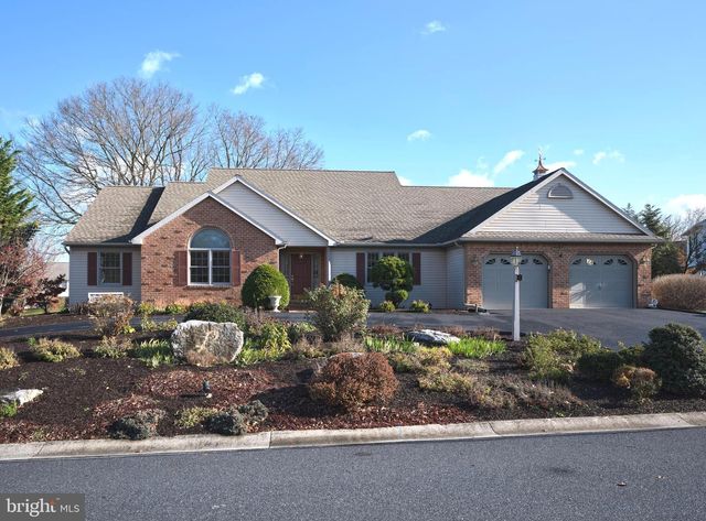 $499,900 | 53 Millstone Drive | North Londonderry Township - Lebanon County