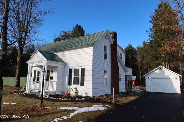 $325,000 | 139 Dixon Road | West Glens Falls