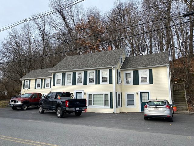 $1,975 | 12 Ayer Road, Unit 3 | Shaker Village