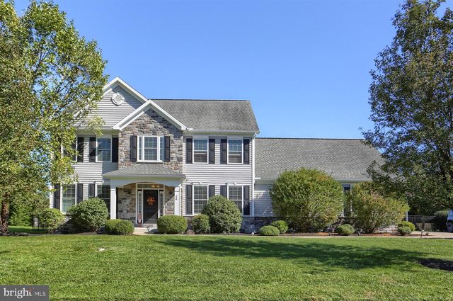 $640,000 | 26 Balfour Drive | Silver Spring