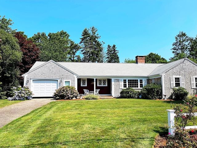 $605,000 | 14 Captain Small Road | South Yarmouth