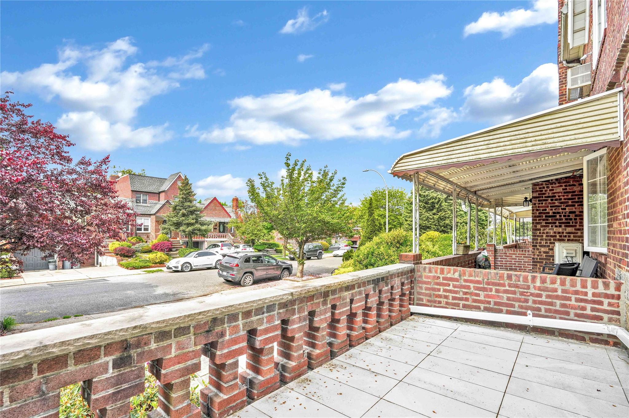 View of patio / terrace featuring covered porch