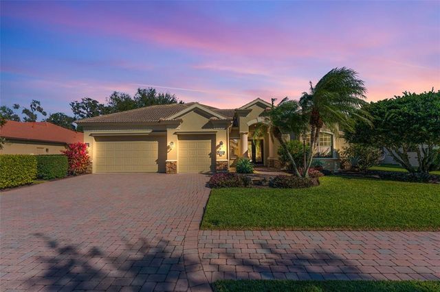 $999,000 | 4579 Tuscana Drive | Lake Sarasota