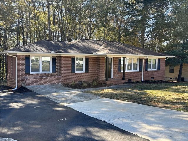 $2,250 | 4345 Pineview Drive | Powder Springs