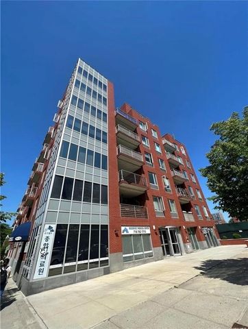 $685,000 | 3834 Parsons Boulevard, Unit 6C | Downtown Flushing