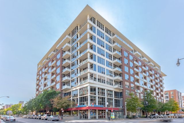 $389,900 | 901 West Madison Street, Unit 402 | West Loop