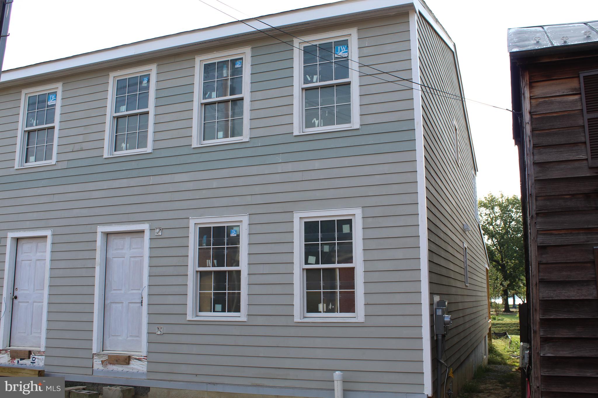 a view of a house that has a window