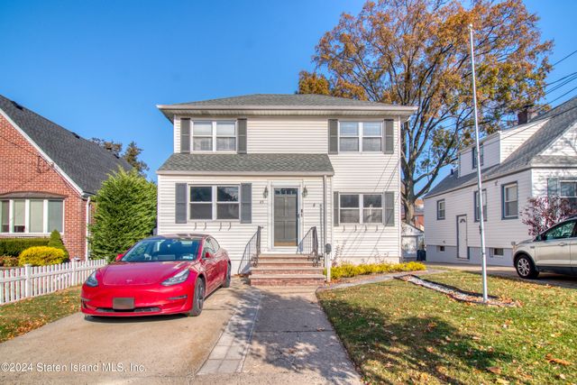 $799,000 | 45 Sawyer Avenue | Westerleigh