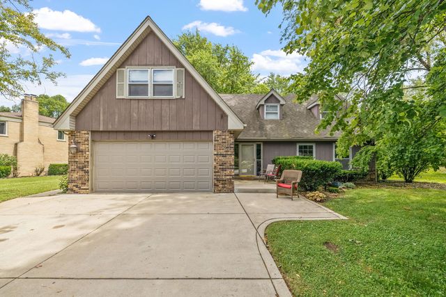 $450,000 | 12101 South Coach Road | Colonial Heights