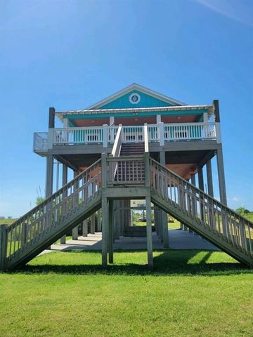 $425,000 | 1279 Faggard Road | Bolivar Peninsula