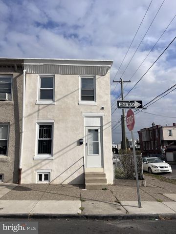 $1,300 | 1501 North Redfield Street | Carroll Park