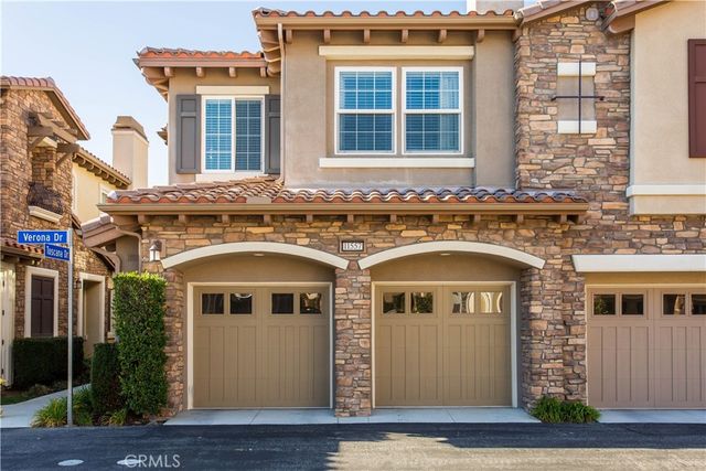 $889,000 | 11557 Verona Drive | Chatsworth