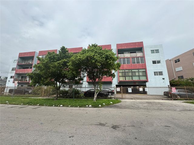 $249,900 | 6070 West 19th Avenue, Unit 201 | Hialeah