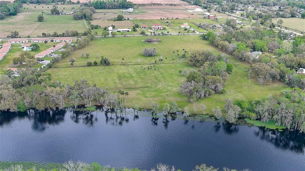 22 Acre Riverfront Parcel on the St. Johns River