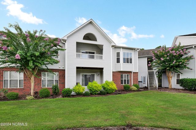 $259,000 | 4140 Breezewood Drive, Unit 103 | Breezewood Condominiums