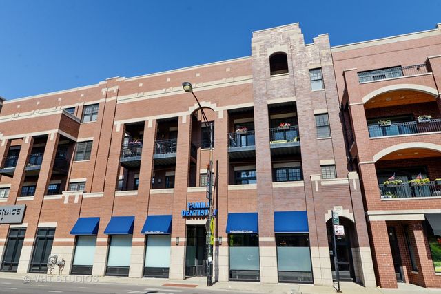 $575,000 | 2859 North Halsted Street, Unit 201 | Lake View East